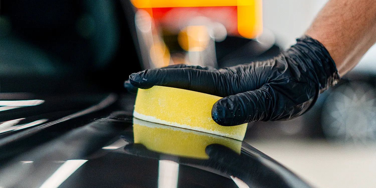 Applying car wax in criss-cross motion: how to do it and not mess up the job?